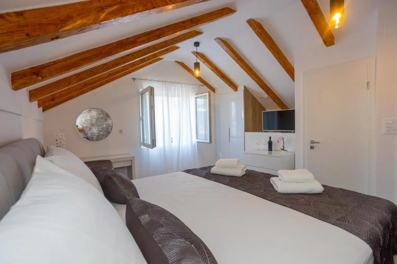 Stone House Iris Villa Split